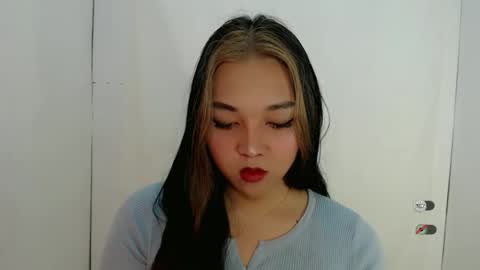 Snapshot of alisa_kiss_ chatting on 04.29.26 Shanti xhey online show from 04.29.26