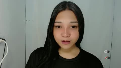 Snapshot of alisa_kiss_ chatting on 05.25.26 Shanti xhey online show from 05.25.26