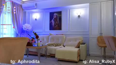 Snapshot of alisa_ruby chatting on 04.15.26 Alisa online show from 04.15.26