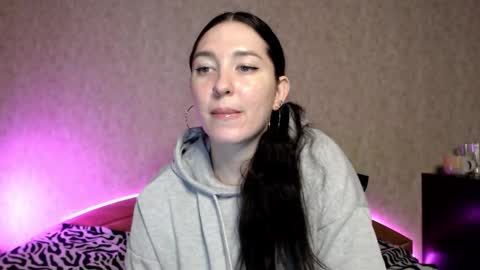 alisaadoll online show from 10.30.25