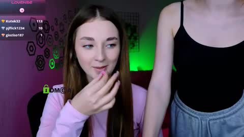 Alisa online show from 11.19.25