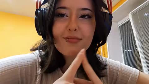 Yoyo online show from 11.25.25