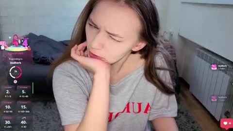 alisawyn online show from 10.31.25