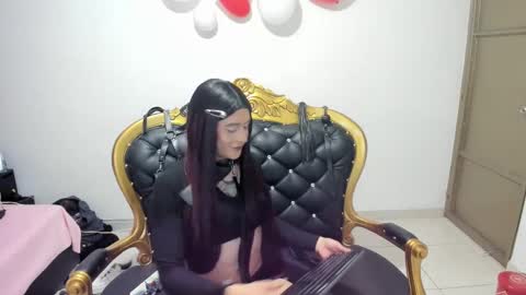 alishaa_nixx online show from 02.19.25