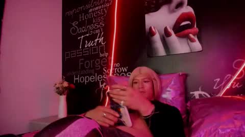 alishaa_nixx online show from 09.22.25