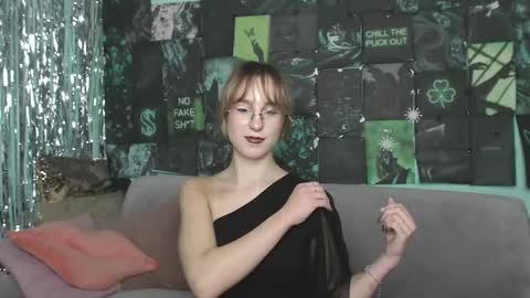 alishakelly online show from 10.31.25