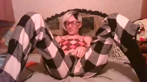 Alisha online show from 09.24.25