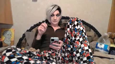 Alisha online show from 12.21.25