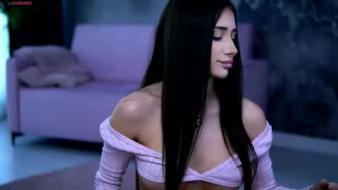 Alishaskye online show from 12.15.25