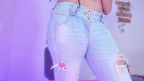 Alisia online show from 11.17.25