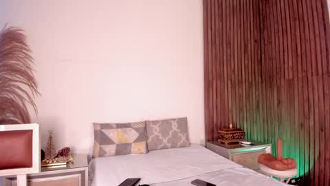 Alison Moon  online show from 12.30.24