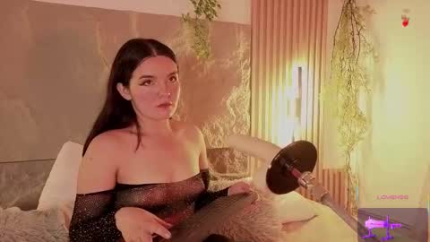 Mia online show from 11.09.25