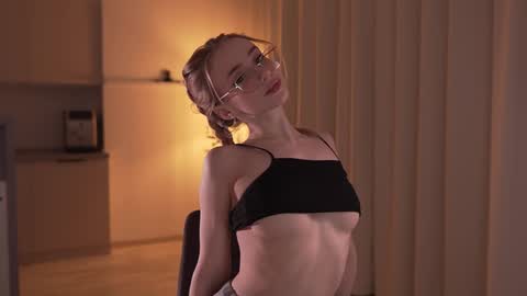 Snapshot of alissa_wxw chatting on 01.09.26 Alissa online show from 01.09.26