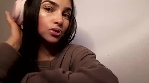 Alisson369  online show from 02.19.25