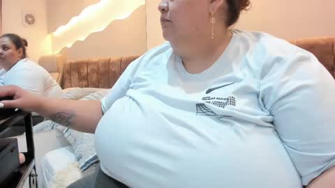 Snapshot of alisson_am chatting on 05.28.26 Alisson online show from 05.28.26