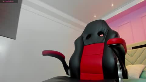 ALISSON online show from 11.22.25