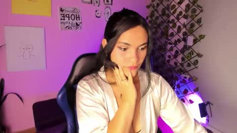 alisson_evans__ online show from 11.11.25