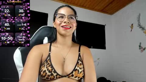 Alisson hoffman05 online show from 02.21.25