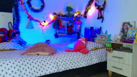 Snapshot of alisson_zafiro chatting on 12.20.25 Alisson IG alisson zafiro27 online show from 12.20.25