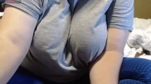 Snapshot of alissonnat chatting on 09.19.25 Alissonnat online show from 09.19.25