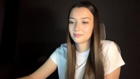 Annie online show from 11.27.25