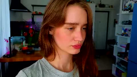 Snapshot of aliviawithlove chatting on 07.06.26 Alivia online show from 07.06.26