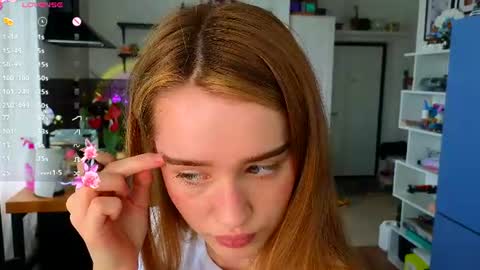 Snapshot of aliviawithlove chatting on 07.15.26 Alivia online show from 07.15.26