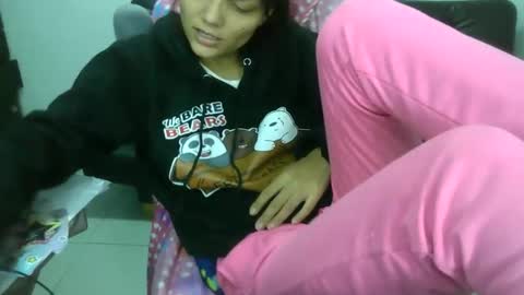 alixxe_ online show from 12.01.25