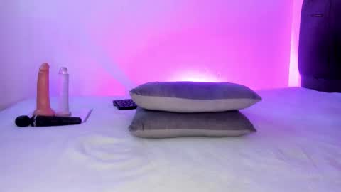 Snapshot of alizzon_ chatting on 02.04.26 alizzon online show from 02.04.26