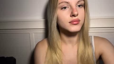 Snapshot of allaloffredo chatting on 07.19.26 Kate online show from 07.19.26