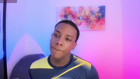 Snapshot of allan_ghersi02 chatting on 12.28.24 Angel online show from 12.28.24