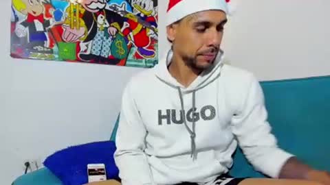 Snapshot of allanbarreto chatting on 12.17.25 Allan online show from 12.17.25