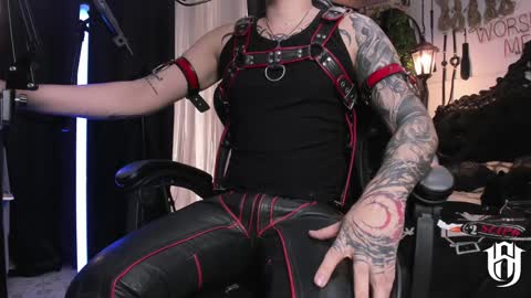   online show from 01.02.25