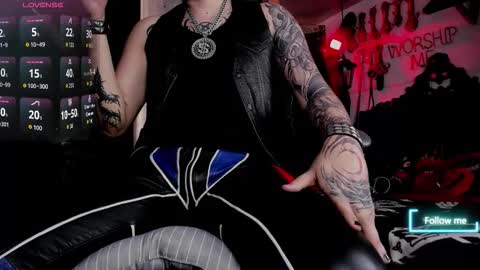   online show from 09.10.25