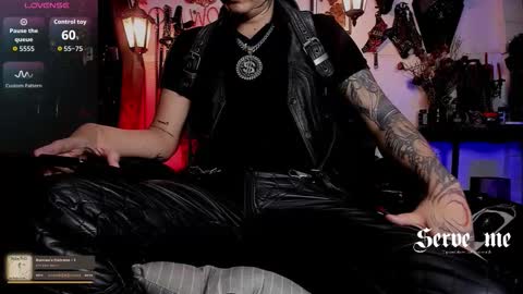 Snapshot of allanhurtss chatting on 02.10.26 online show from 02.10.26