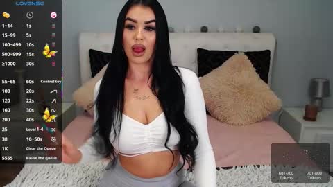 Snapshot of allaya_love chatting on 11.03.25 Allaya online show from 11.03.25