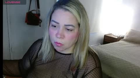 Snapshot of allegra_ferragamo chatting on 10.29.25 Ale online show from 10.29.25