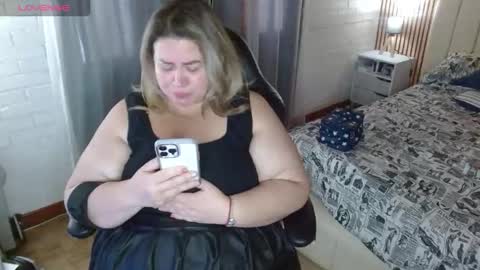 Snapshot of allegra_ferragamo chatting on 12.20.25 Ale online show from 12.20.25