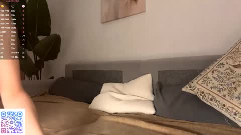 Anna online show from 04.11.26