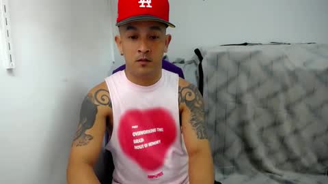 Snapshot of allen_69xx chatting on 01.29.25 allen online show from 01.29.25