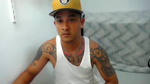 Snapshot of allen_69xx chatting on 10.04.25 allen online show from 10.04.25