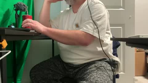 Allergictolove online show from 01.20.25