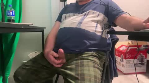 Allergictolove online show from 01.27.25