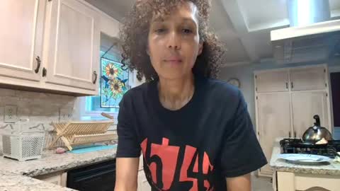 Snapshot of allgood4u chatting on 06.19.26 wishlist on bio online show from 06.19.26