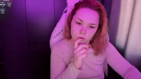Snapshot of alli_zi chatting on 06.04.26 Blair online show from 06.04.26