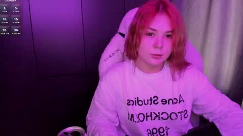 Snapshot of alli_zi chatting on 06.15.26 Blair online show from 06.15.26