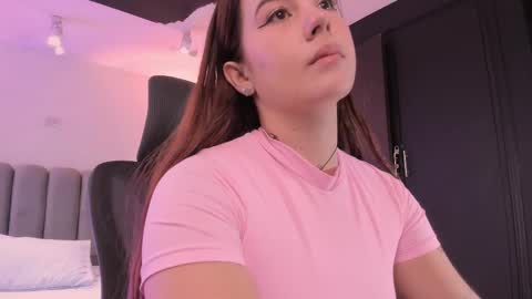 Snapshot of allicelover chatting on 11.15.25 ALLICE online show from 11.15.25