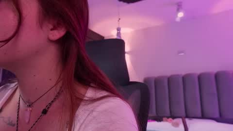 Snapshot of allicelover chatting on 11.24.25 ALLICE online show from 11.24.25