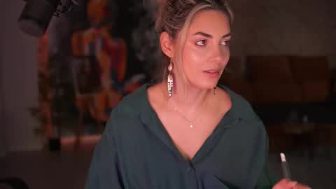 Allie online show from 11.18.25