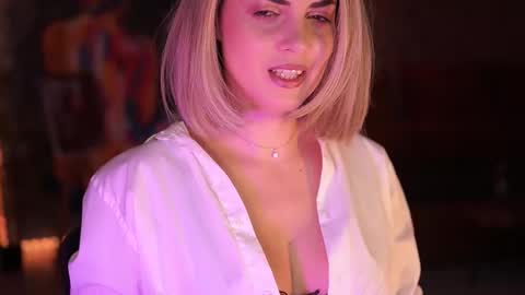 Allie online show from 11.20.25